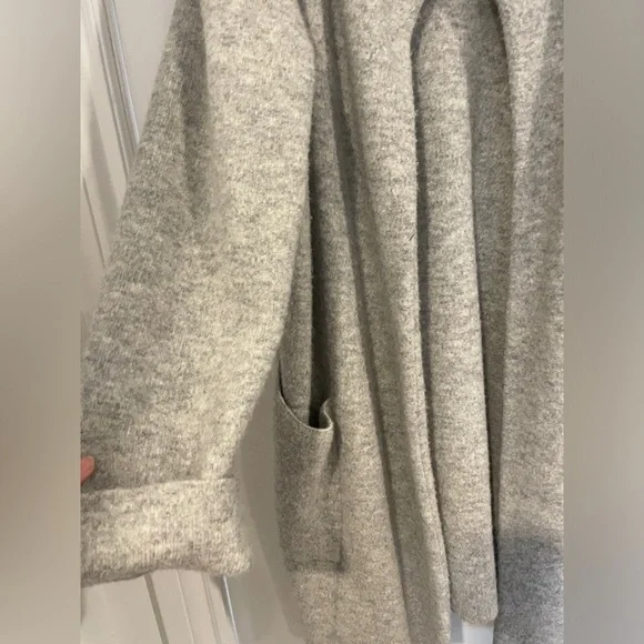 Vince clean edge cardigan coat size medium merino wool - Picture 9 of 13